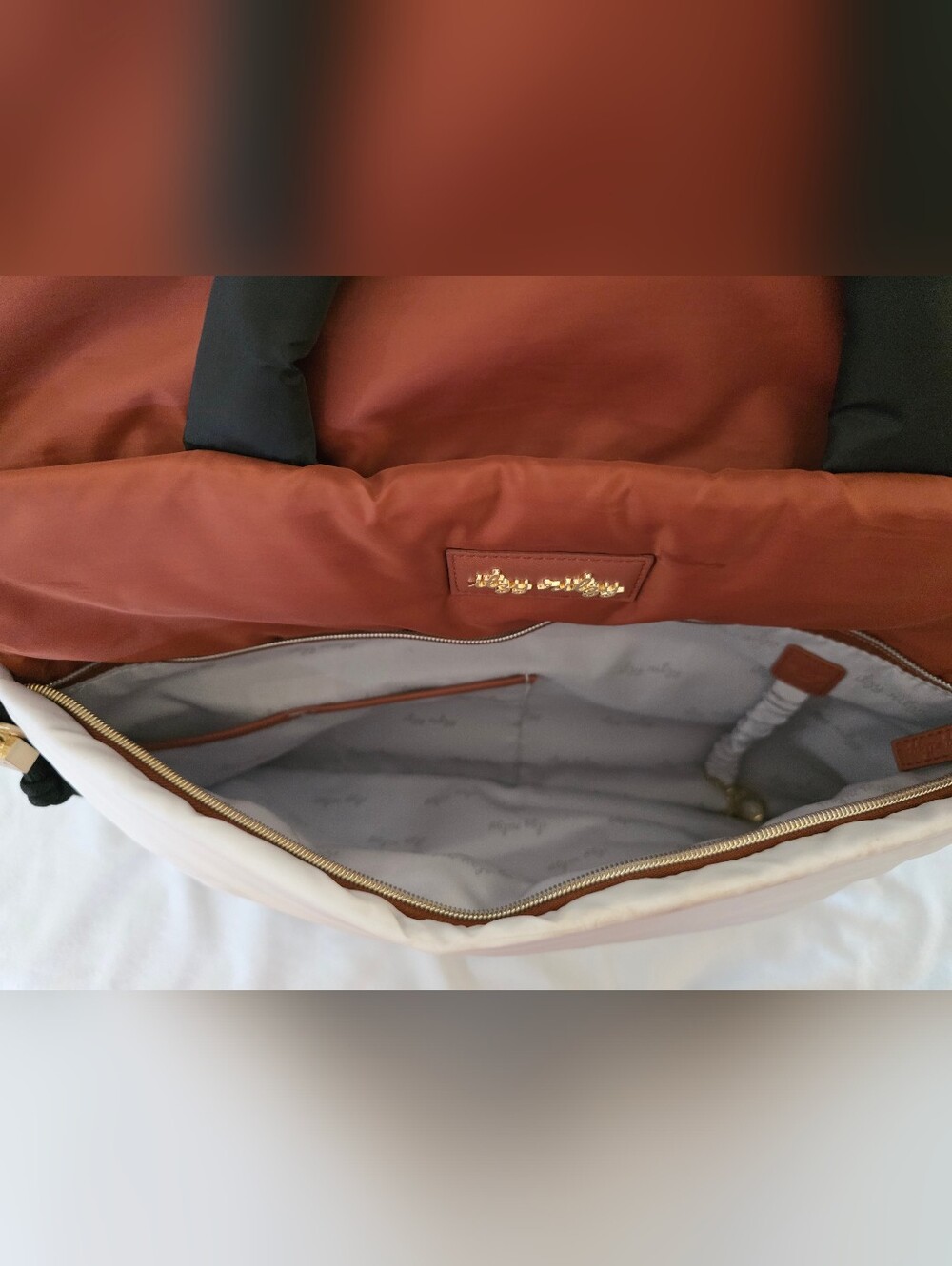 Itzy Ritzy Weekender Bag. - Picture 12 of 15